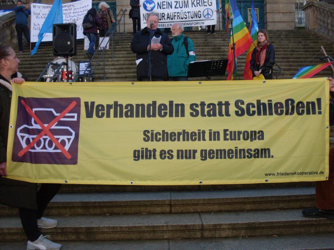 Länder Die Keinen Euro Haben Keinen Euro für Krieg und Zerstörung!